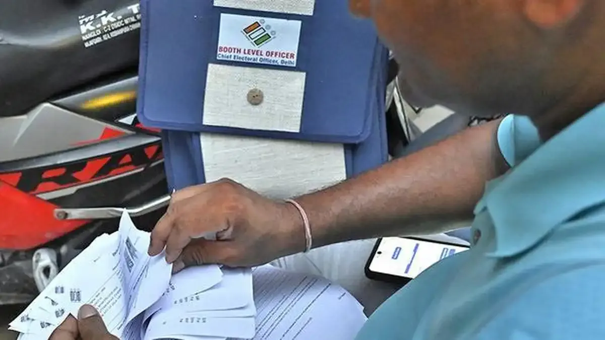Delhi SIR: ‘Mark VIP’ Voter App Feature Sparks Controversy Over Electoral Roll Revision